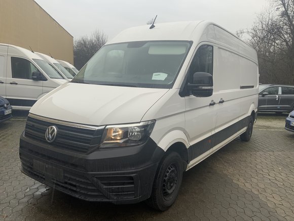 Вид спереди слева