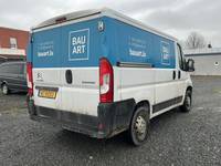 Aanzicht achter rechts