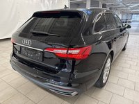 Pogled od pozadi desno