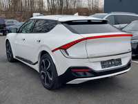 Pogled od pozadi levo