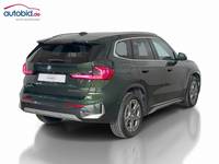 Pogled od pozadi desno