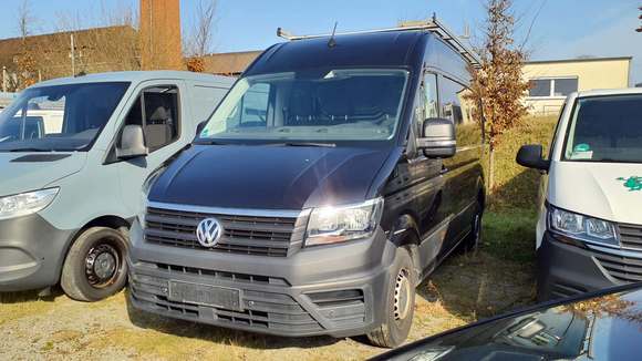 Вид спереди слева