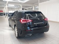 Pogled od pozadi levo