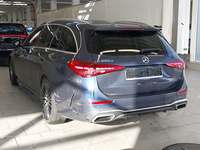 Pogled od pozadi levo