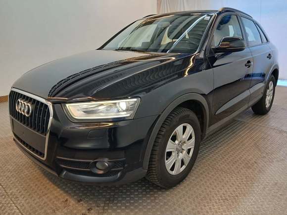 Pogled od napred levo