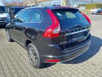 Vaade tagant vasakult