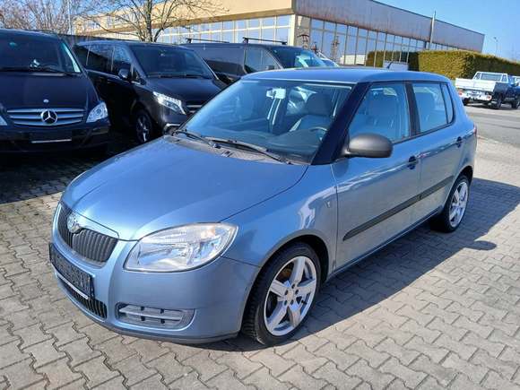 Náhled zpředu zleva