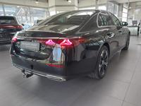 Vaade tagant paremalt