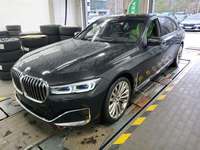 Náhled zpředu zleva