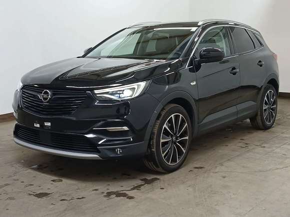 Pogled od napred levo