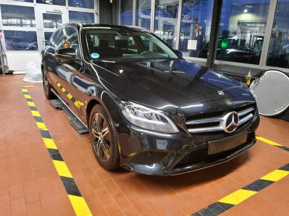 Náhled zpředu zleva