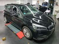 Náhled zpředu zprava