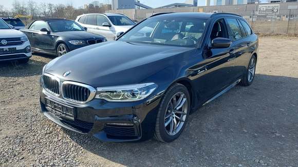 Pogled od napred levo