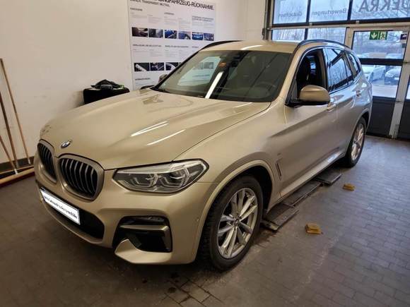 Pogled od napred levo