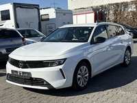 Pogled od napred levo