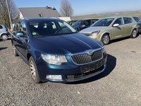 Náhled zpředu zprava