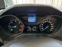 Pogled na kombinovani instrument