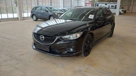 Pogled od napred levo