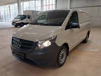 Pogled od napred levo