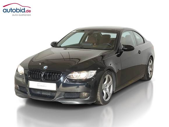 Pogled od napred levo