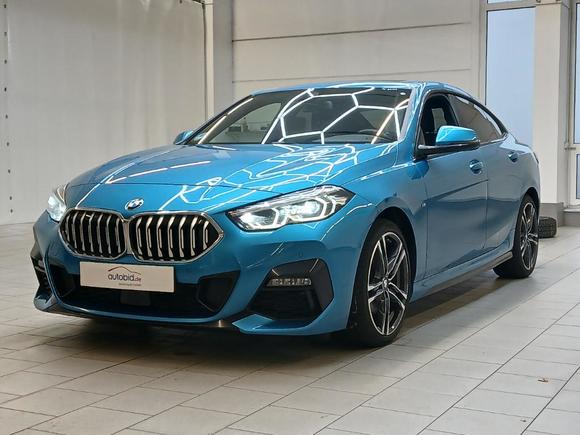 Pogled od napred levo