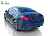 Pogled od pozadi levo