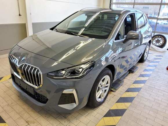 Náhled zpředu zleva