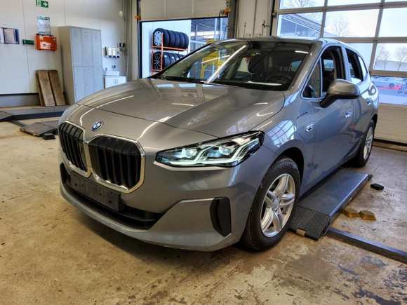 Náhled zpředu zleva