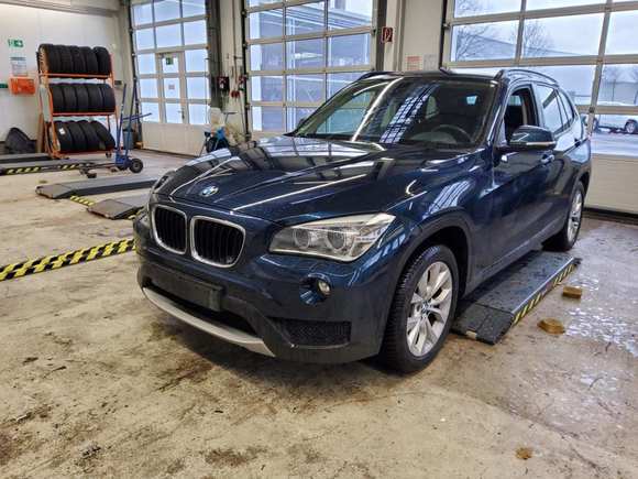 Náhled zpředu zleva