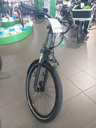 Náhled zpředu zleva