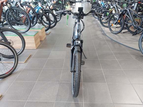 Náhled zpředu zleva