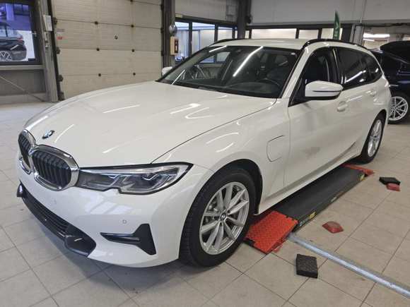 Náhled zpředu zleva