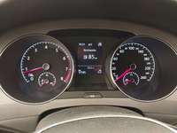 Pogled na kombinovani instrument