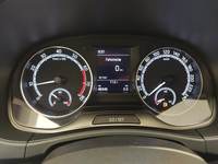 Pogled na kombinovani instrument