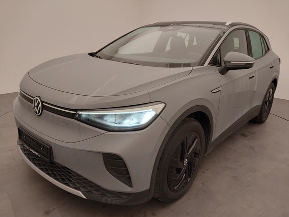 Pogled od napred levo