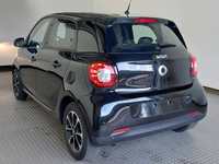 Pogled od pozadi levo