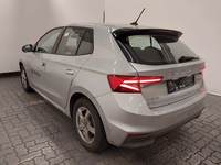 Widok z tyłu po stronie lewej