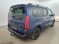 Pogled od pozadi desno