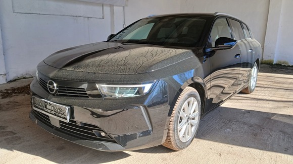 Náhled zpředu zleva