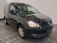 Pogled desno spredaj