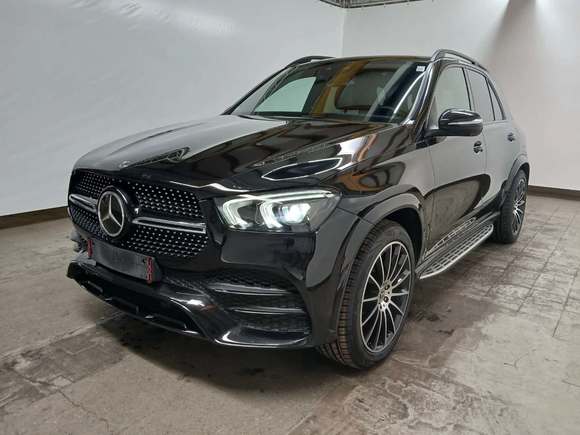 Pogled od napred levo