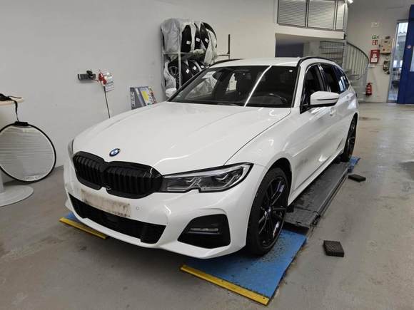 Náhled zpředu zleva