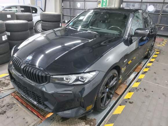 Náhled zpředu zleva