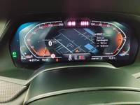 Pohled na přístrojovou desku