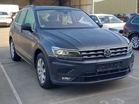 Pogled desno spredaj