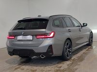 Aanzicht achter rechts