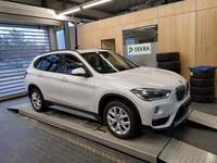 Pogled desno spredaj