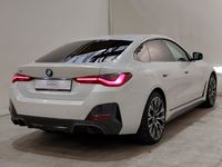 Aanzicht achter rechts