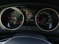 Pohled na přístrojovou desku