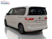 Pogled od pozadi levo